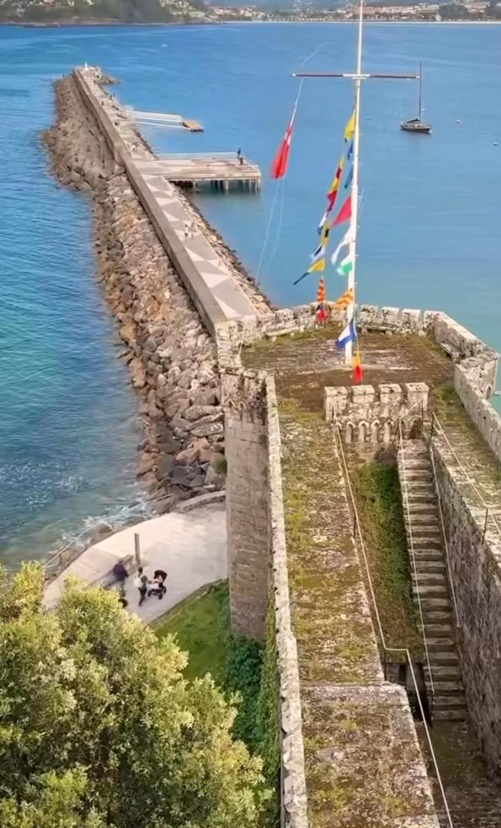 Estudio Impresionantes Vistas Con Terraza Y Piscina Baiona